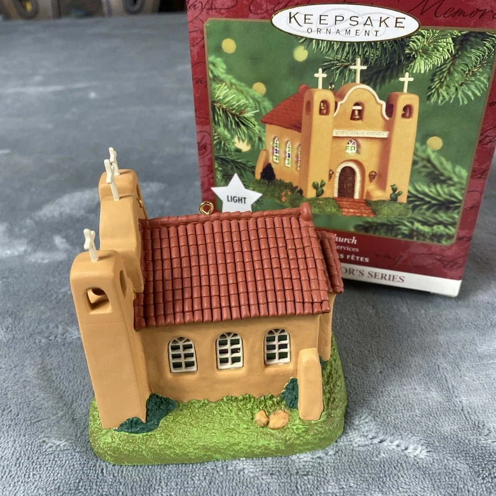 HALLMARK ADOBE CHURCH #3 SERIES 2000 MAGIC LIGHT CHRISTMAS KEEPSAKE ORNAMENT